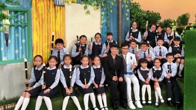 香港電台電視節目《Harry哥哥好鄰居 2》- Peter老師和元朗官立小學直笛隊 (2017)